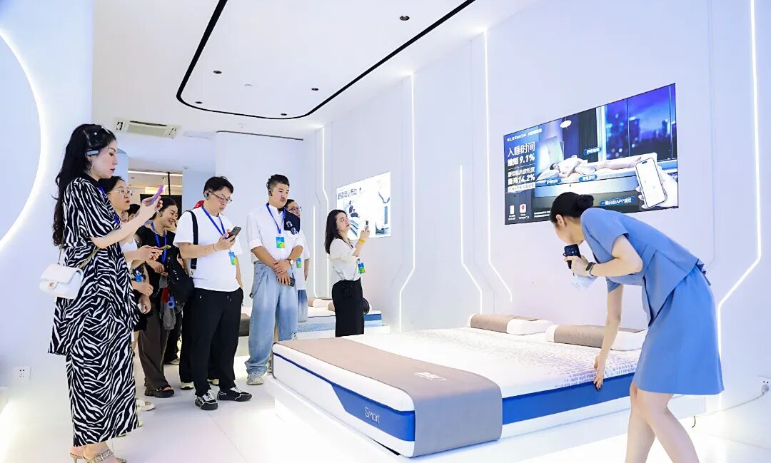 1760346612349071937.jpg 640 (6).jpg